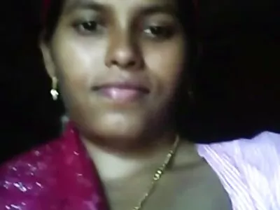 ಹಚ್ಚೆ ಹಾಕಿದ ಹುಡುಗಿ